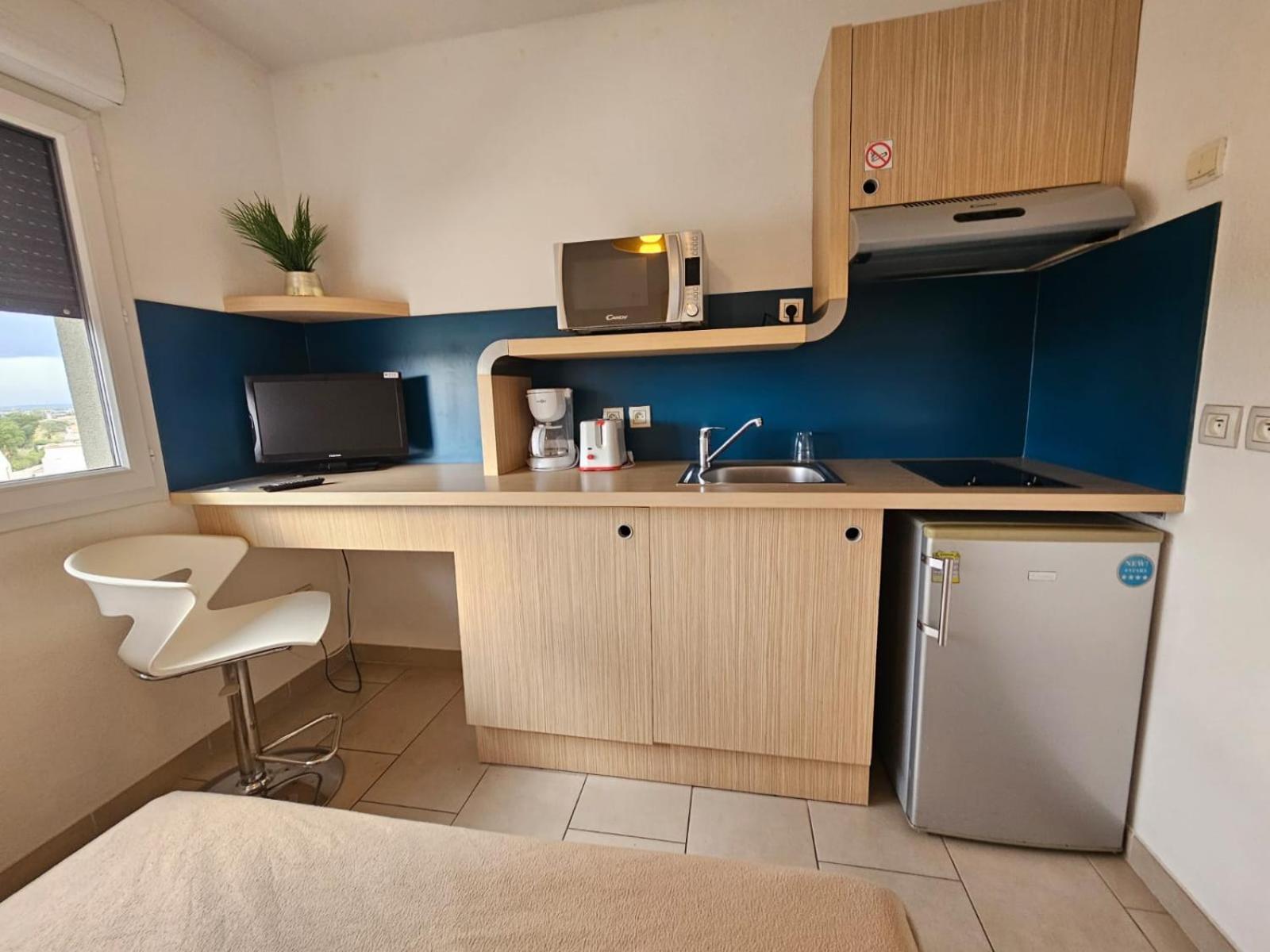 223 Cosy A *